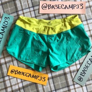 Pearl Izumi L bike running shorts green lined cute